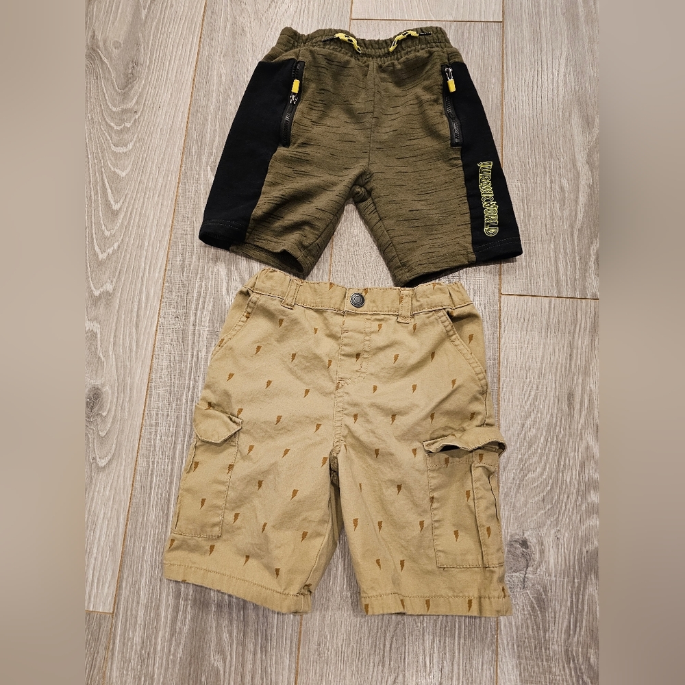 Pair of toddler boy 5T shorts